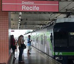  Dia das Mes: Metr do Recife vai operar no domingo (11)   (Foto: Arquivo)