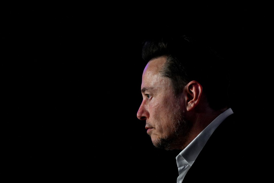 Elon Musk pretende oferecer seu implante para todo o mundo (Crdito: SERGEI GAPON / AFP)