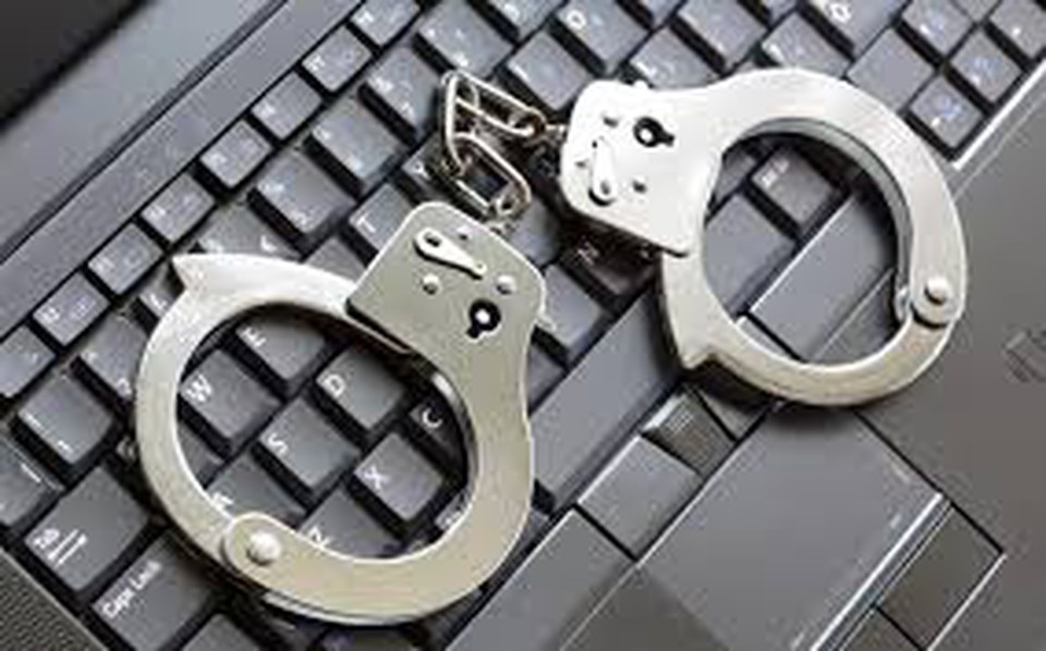 Priso foi efetuada por causa de crimes cometidos pelo computador (Foto: Arquivo)
