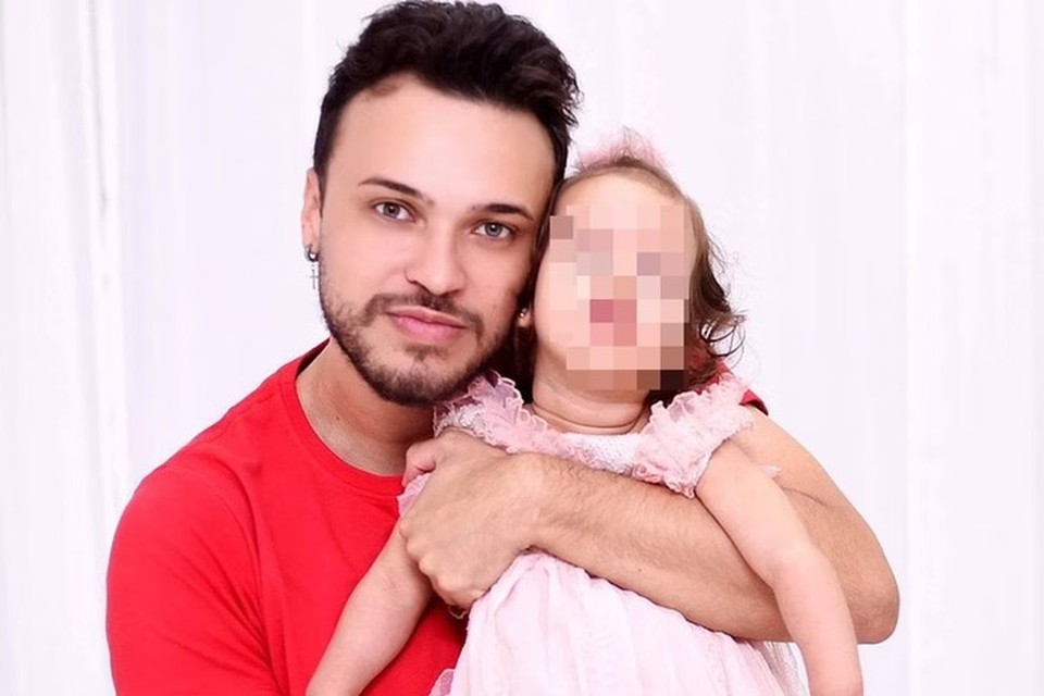 Pai da criana  o influenciador Igor Viana  (foto: YouTube/Reproduo)