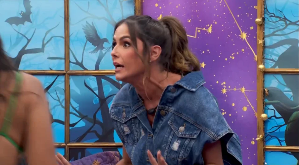 A atriz afirmou que no se incomodou em no ser reconhecida pelo brother  (foto: Reproduo/Globoplay)
