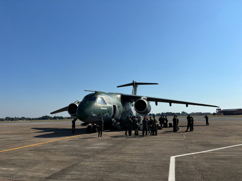 A aeronave  considerada o cargueiro mais rpido e moderno do mundo (foto: Bruno Chaves)