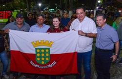 Em um giro por festas juninas no estado, Marília marca presença em Limoeiro (Foto: PH Reinaux)