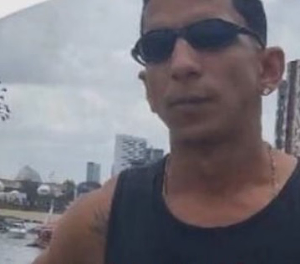 Oswaldo foi baleado dentro de barbearia  (Foto: Redes Sociais)