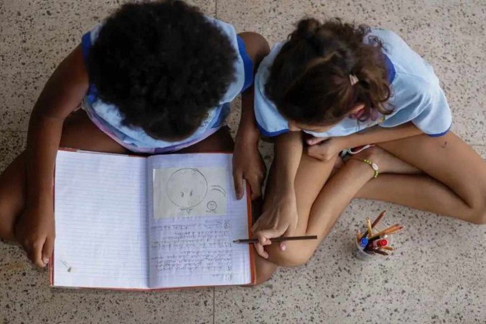Houve avano na escolarizao das crianas, chegando a 98,7% para crianas de 0 a 3 anos e 92,9% para crianas de 4 a 5 anos (foto: Agncia Brasil)