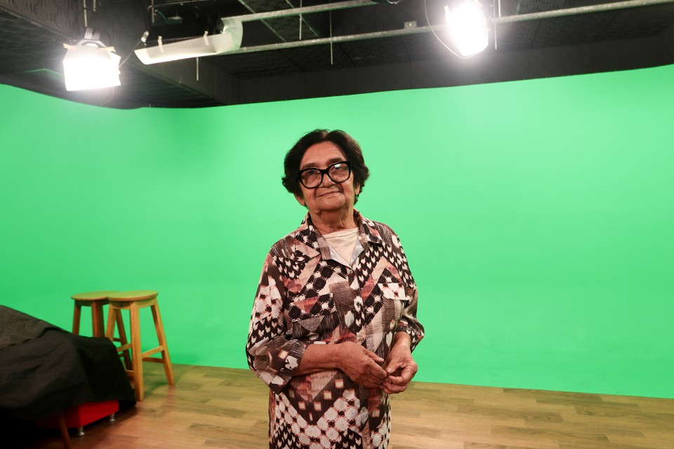 Com 90 anos, idosa retorna às salas de aula para cursar jornalismo na Unicap