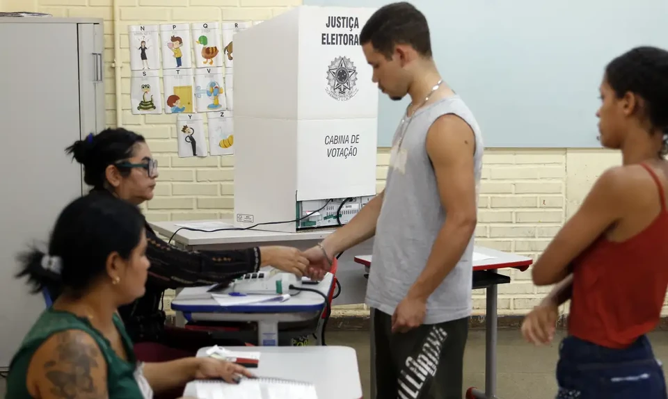 A alta participao do eleitorado tambm foi mencionada (foto: BRUNO PERES/AGNCIA BRASIL
)