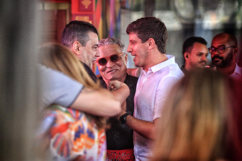 As comemoraes comeam no dia 29 de dezembro, seguem no dia 30, com o grand finale na noite do dia 31. (Foto: Romulo Chico/ Esp DP Foto)