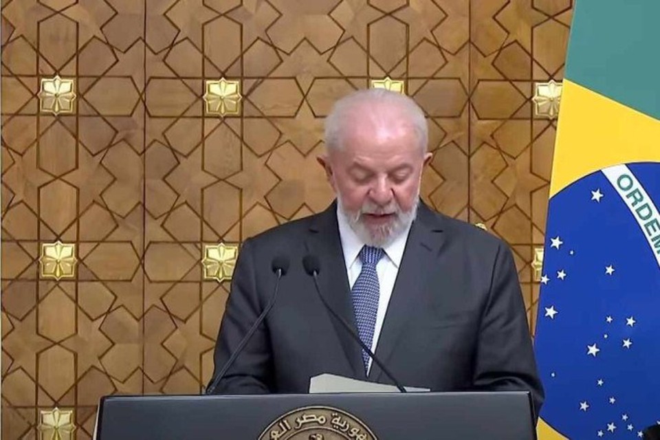 Lula, que faz sua terceira viagem ao continente africano desde que voltou ao poder
 (Crdito: TV Brasil/ reproduo)