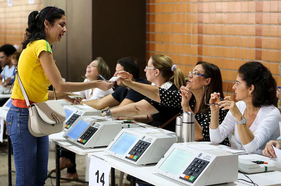 Mesrios tm direito a dois dias de folga para cada dia trabalhado
 (foto: Marcelo Camargo/Agncia Brasil)