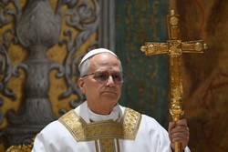 Leo XIV lamenta declnio da f em favor do 'dinheiro' ou 'poder' (Foto: Handout / VATICAN MEDIA / AFP)