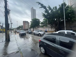 Apac emite alerta de chuvas moeradas a pontualmente fortes em área so Estado; saiba quais são  (Foto: Romulo Chico/DP)
