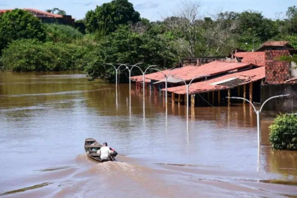 Maranho tem 30 cidades em emergncia devido a chuvas Segundo Defesa Civil, h 1.031 famlias desabrigadas e 2.909 desalojadas no estado (Crdito: Reproduo/X/Governo do Maranho)