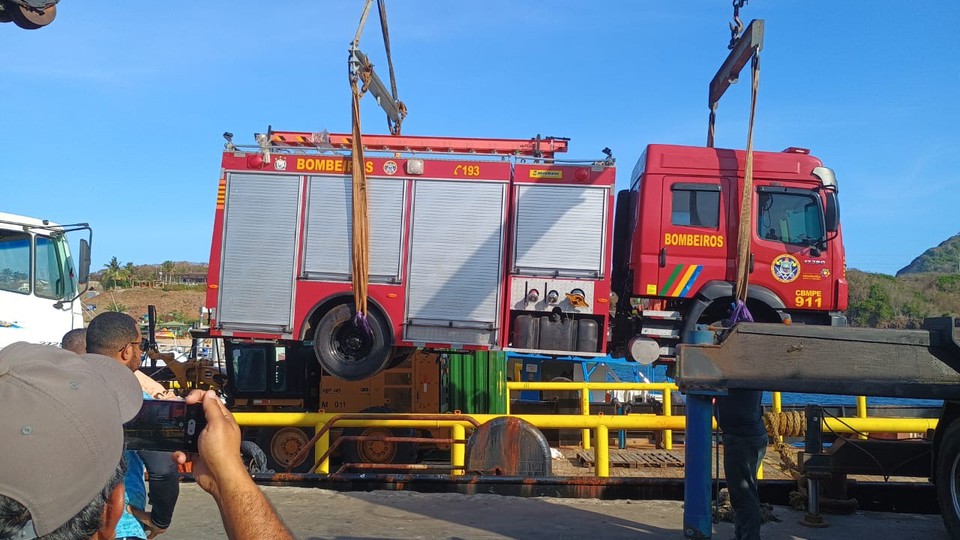 A logstica envolvida contou com apoio da administrao de Fernando de Noronha (Foto: Divulgao)
