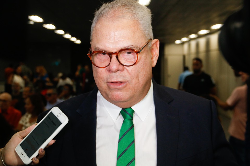 O desembargador Erik Simes, coordenador do Ncleo de Conciliao do Poder Judicirio de Pernambuco, (Foto: Marina Torres/DP)