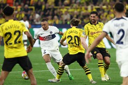 Dortmund vence PSG em casa na ida das semifinais da Champions (FRANCK FIFE/AFP)