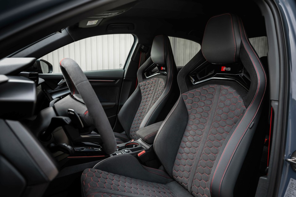 Acabamento interno refora a esportividade (Audi/Divulgao)