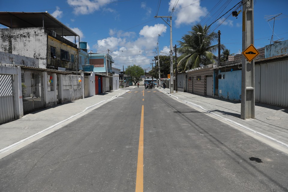 Rua foi revitalizada em Afogados, na Zona Oeste (Foto: Prefeitura do Recife/Divulgao)