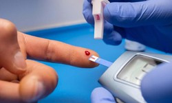 
Pacientes diabticos devem contar com ajuda do nefrologista para controlar a doena e evitar danos renais
