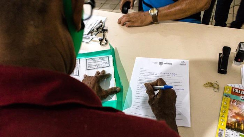 Pernambucanos sem documentos podero expedir registros civis sem burocracia. (Foto: Divulgao/Surama Negromonte)