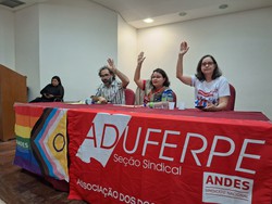Professores da UFRPE recusam proposta do Governo decidem manter greve (Foto: Divulgao)