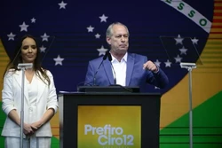Plano de governo de Ciro Gomes é registrado na Justiça Eleitoral (crédito: Carlos Vieira/CB)