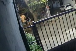 Vdeo: comerciante baleou turista americano j cado e deu "tiro de misericrdia" em Boa Viagem (Reproduo/PCPE)