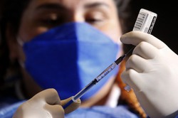 Cuba inicia em janeiro processo de aval da OMS para duas vacinas anticovid (Foto: ULISES RUIZ / AFP
)