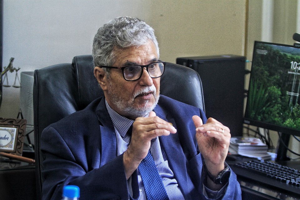 Em entrevista concedida  reportagem do Diario de Pernambuco, Figueiredo falou sobre o seu tempo de gesto, os desafios e projetos sociais. (Foto: Romulo Chico/ Esp Foto DP)