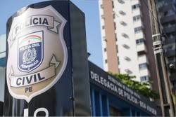 Dono de bar  morto a facadas aps negar bebida a vizinho embriagado  (Foto: Rafael Vieira/ DP)