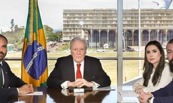 O deputado federal Eduardo Bolsonaro afirmou que o encontro com o Ministro da Justia, Ricardo Lewandowski, serviu para distensionar