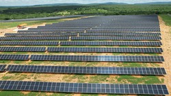 Usina fotovoltaica da Hy Brazil, uma das geradoras da FIT Energia