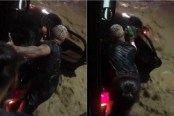 Jovem salva família presa em carro arrastado por enxurrada; veja vídeo (crédito: Reprodução/X/Twitter @africanize)