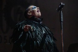 Atriz afirma que roqueiro Marilyn Manson a estuprou durante filmagem (Foto: SUZANNE CORDEIRO / AFP
)
