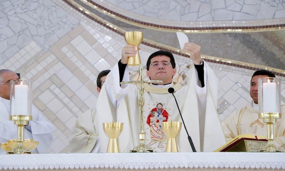O novo arcebispo sucedeu Dom Fernando Saburido, que foi responsável pela Arquidiocese durante 14 anos (Foto: Divulgação)