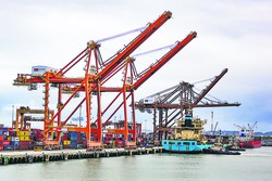 Dragagem pode fazer de Suape o único porto brasileiro navios com capacidade para mais de 16 mil contêineres