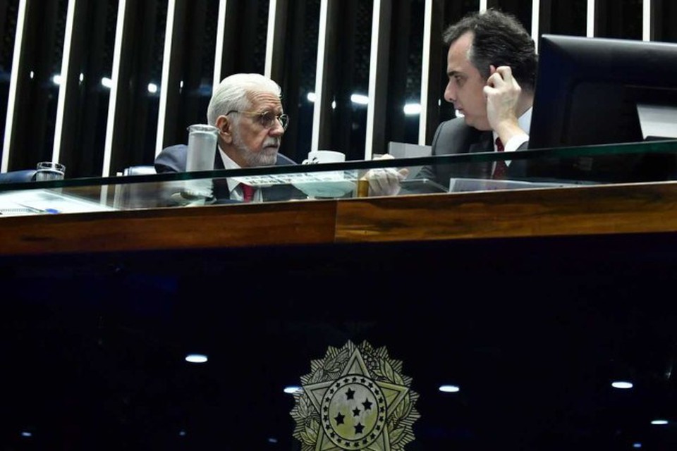 
Plenrio do Senado Federal durante sesso deliberativa ordinria. Na imagem senador Jaques Wagner (PT-BA); presidente do Senado Federal, senador Rodrigo Pacheco (PSD-MG) (foto: Waldemir Barreto/Agncia Senado)