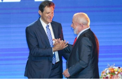 Lula diz que Haddad merece dois prmios Nobel de Economia (Crdito: Fabio Rodrigues Pozzebom/ Agncia Brasil)