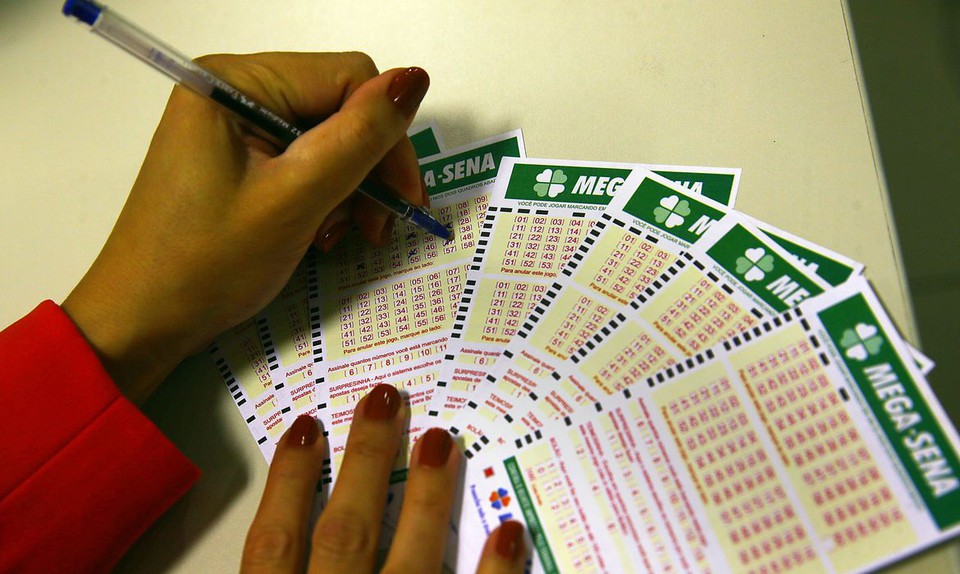 Quina teve 66 apostas ganhadoras e cada uma receber R$ 39.391,36 (Foto: Marcello Casal Jr/Agncia Brasil)