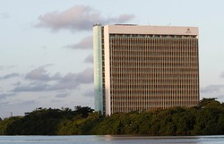 Prefeitura do Recife lança edital para contratar estudos de geração de energia fotovoltaica (Foto: Ricardo Fernandes/Arquivo DP)
