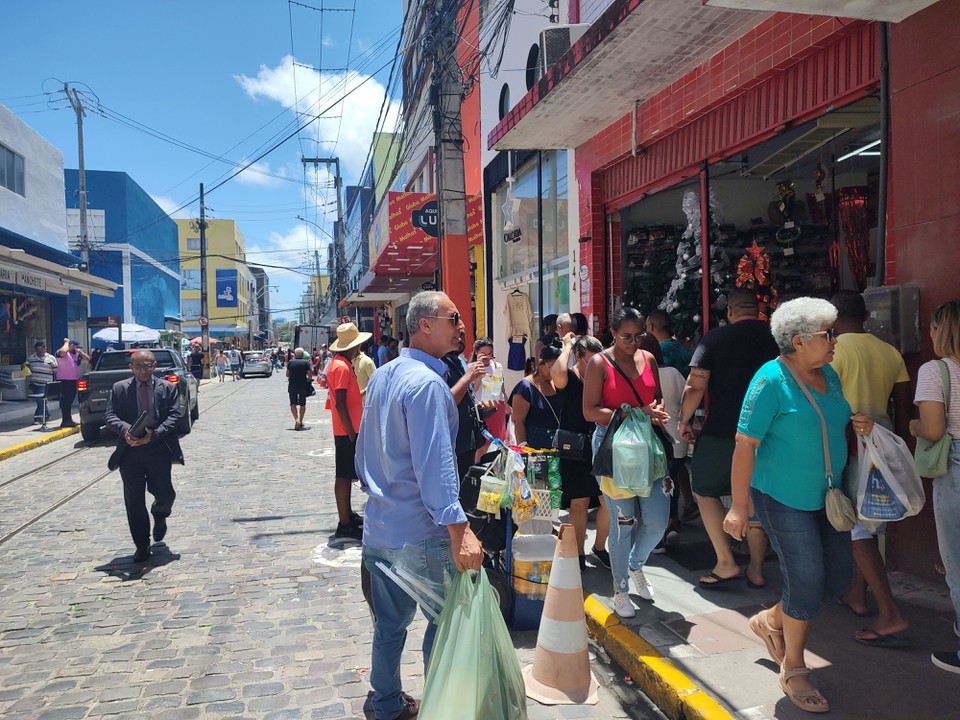 Shopping centers da Região Metropolitana do Recife abrirão com horário especial. (Foto: Divulgação)
