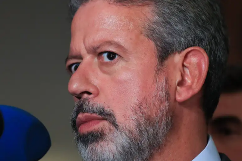 Arthur Lira (PP-AL), presidente da Ca%u0302mara dos Deputados (Crédito: Lula Marques/ Agência Brasil)