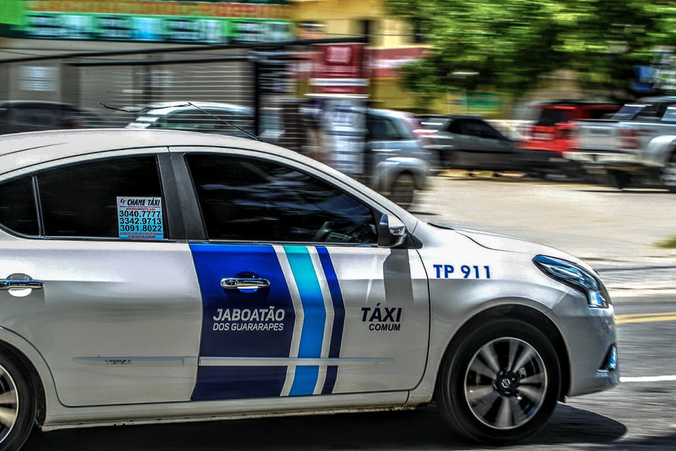 Txis de Jaboato fizeram convnio com Recife e Olinda (Foto: Prefeitura de Jaboato )