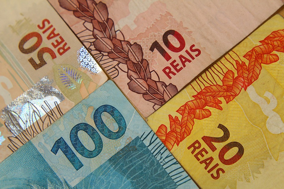 Há prêmios de R$ 100 a R$ 30 mil, Economia