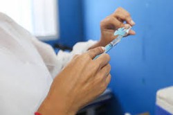   Jaboato faz mutiro gratuito  de vacinao contra gripe e Covid (Foto: Divulgao )