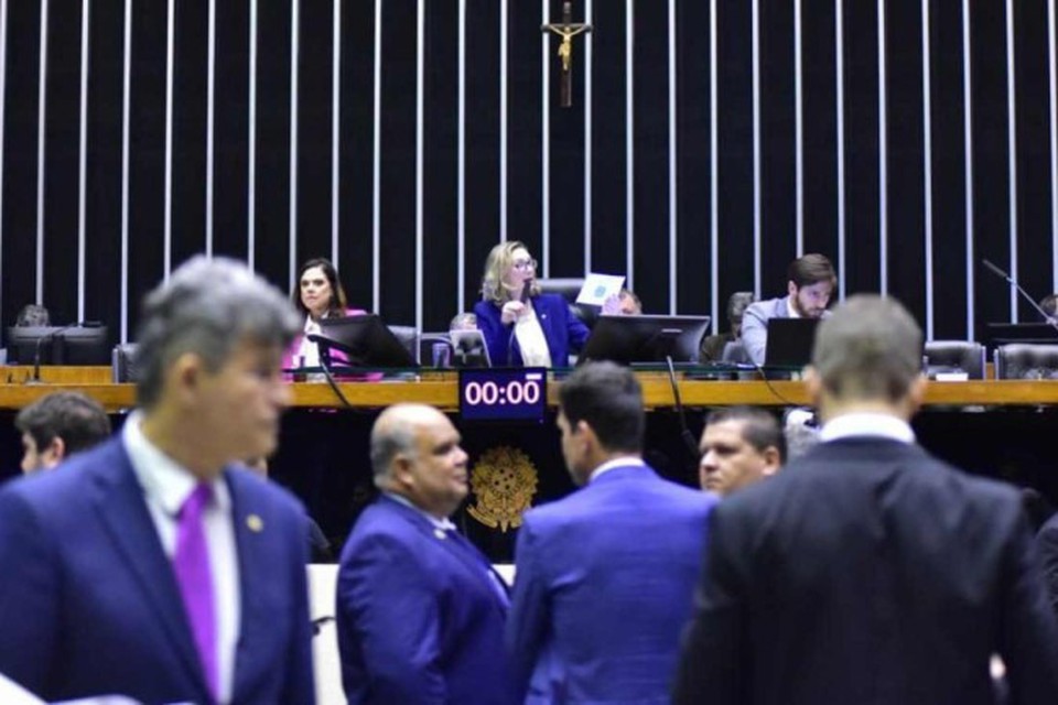 
A bancada feminina selecionou sete projetos de iniciativa masculina com contedo de defesa das mulheres. E tambm escolheu sete propostas de deputadas com esse mesmo teor (foto: Zeca Ribeiro/Cmara dos Deputados)