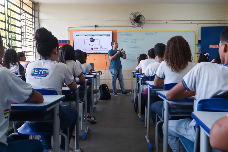 Para o ano letivo de 2024, foram abertas 175.201 vagas para estudantes novatos (Foto: Ruan Pablo/DP)