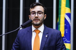 Lula da Fonte denuncia a precria situao do futebol pernambucano e realiza denncias contra Evandro Carvalho, presidente da FPF (PAULO PAIVA/DIVULGAO)