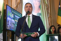 Diretor-presidente da Neoenergia Pernambuco, Saulo Cabral, introduziu planos para descarbonizao de Fernando de Noronha