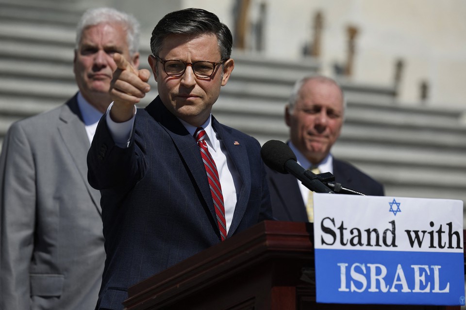 
A votao no Congresso dos Estados Unidos ocorre ao mesmo tempo em que o governo israelense anuncia que intensificar suas operaes terrestres em Rafah (foto: CHIP SOMODEVILLA / GETTY IMAGES NORTH AMERICA / Getty Images via AFP)
